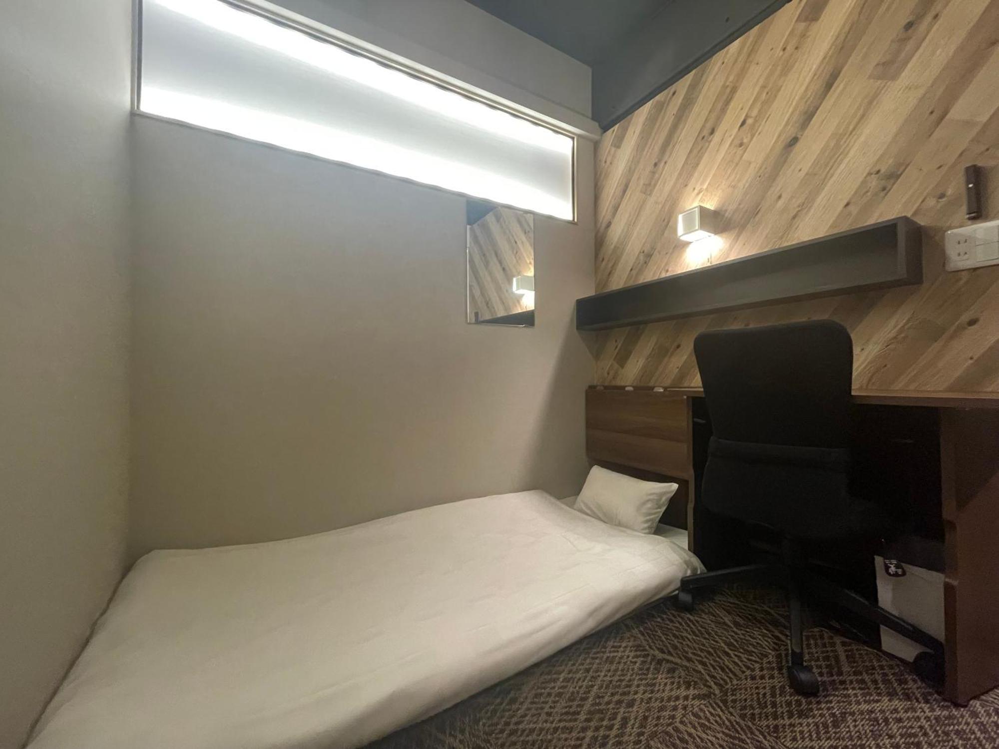 Capsule Hotel Continue Nijojokita Kyoto Exterior foto