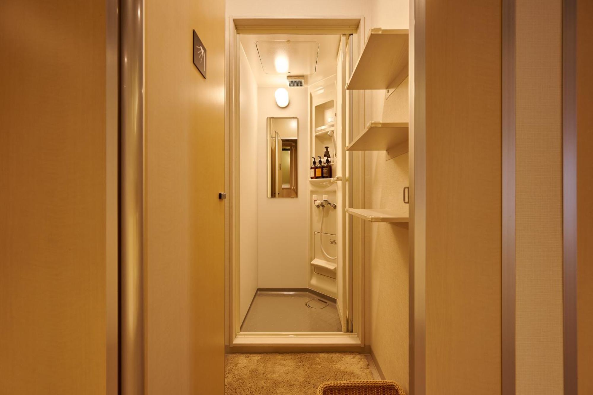 Capsule Hotel Continue Nijojokita Kyoto Exterior foto
