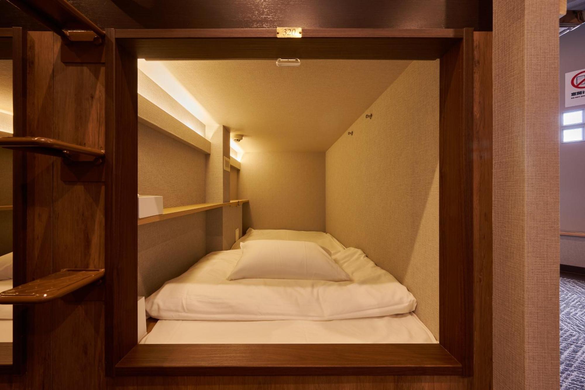 Capsule Hotel Continue Nijojokita Kyoto Exterior foto