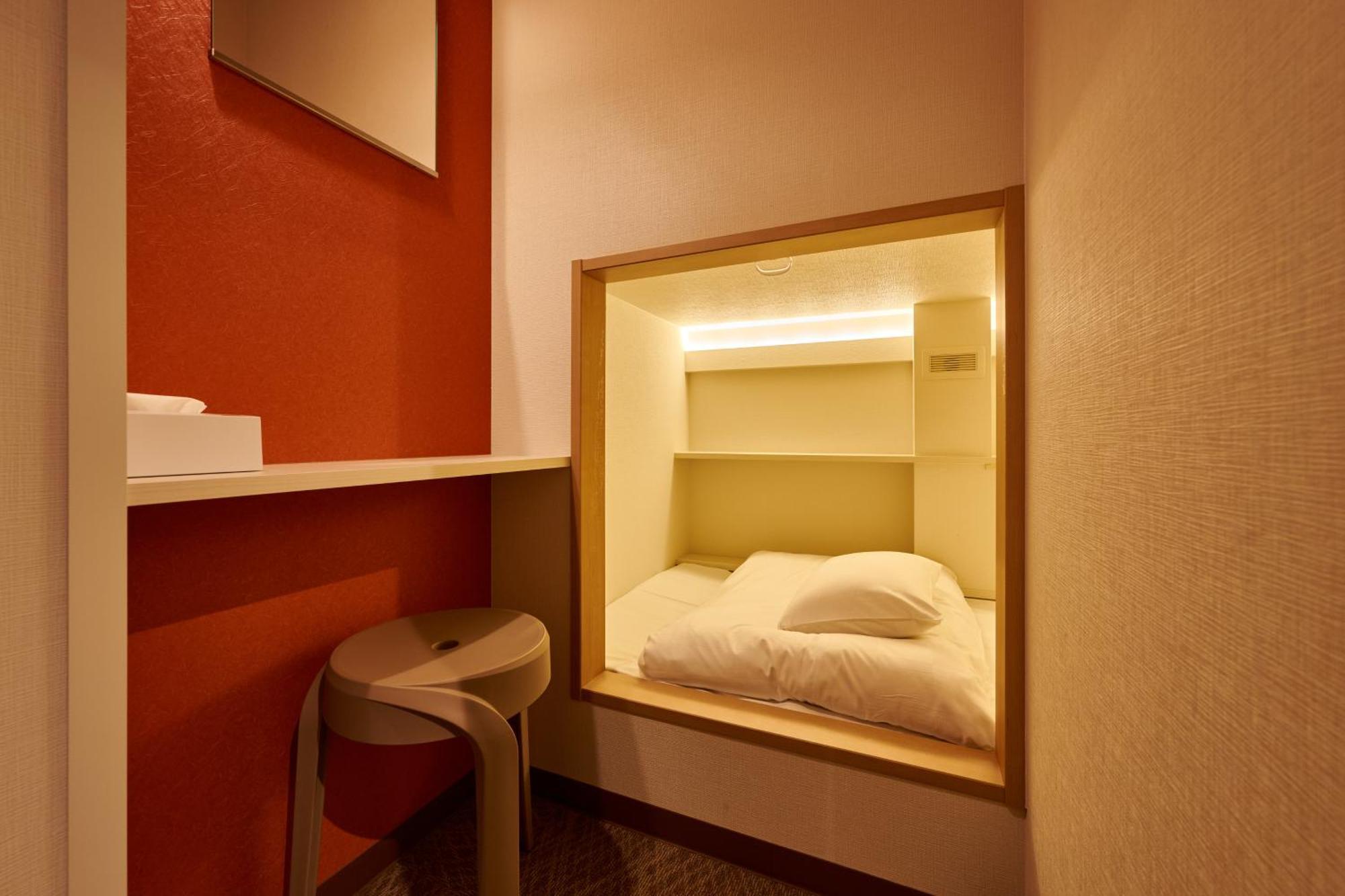 Capsule Hotel Continue Nijojokita Kyoto Exterior foto
